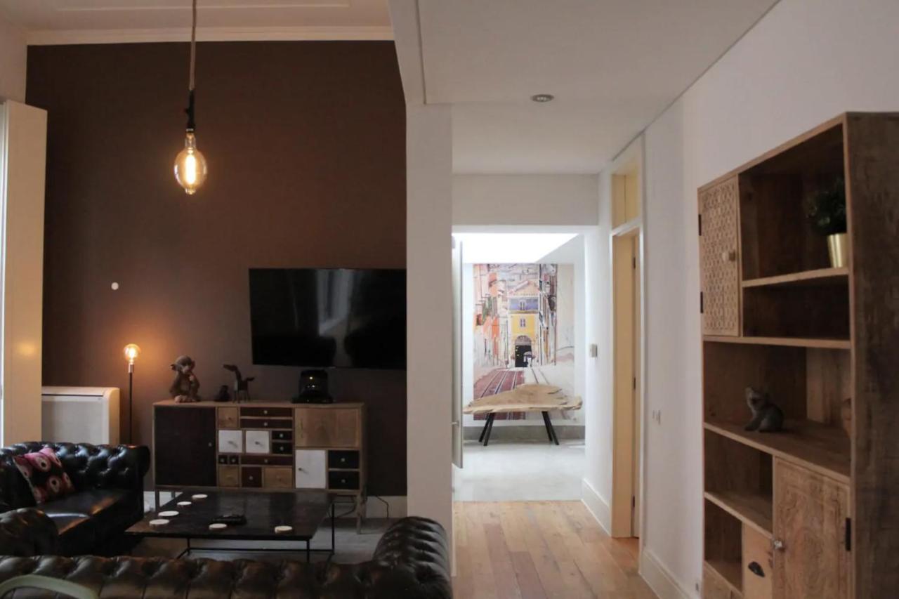 Beautiful 3-Story House In Chiado With A 40M² Private Terrace Διαμέρισμα Lisboa Εξωτερικό φωτογραφία