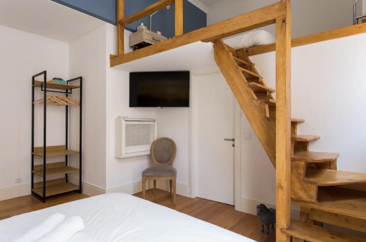 Beautiful 3-Story House In Chiado With A 40M² Private Terrace Διαμέρισμα Lisboa Εξωτερικό φωτογραφία