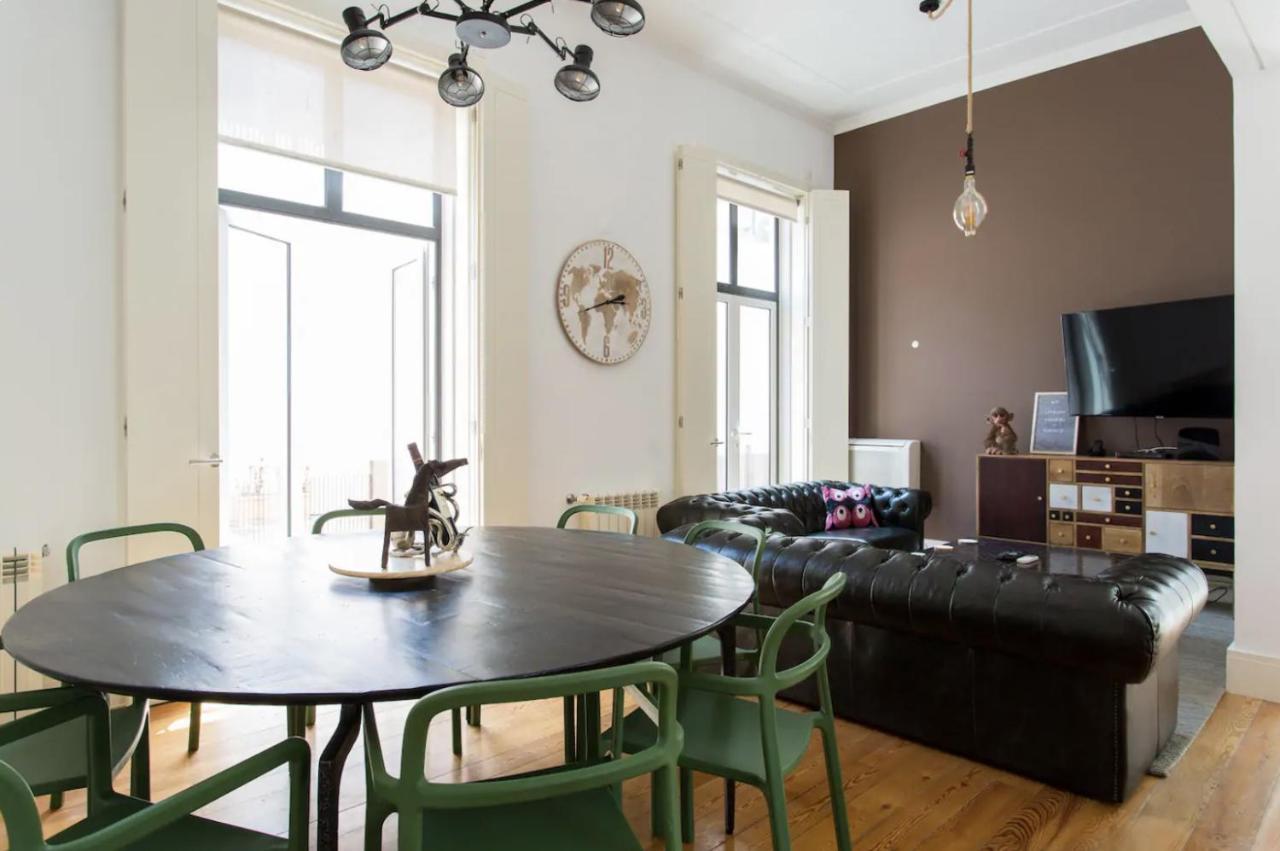 Beautiful 3-Story House In Chiado With A 40M² Private Terrace Διαμέρισμα Lisboa Εξωτερικό φωτογραφία
